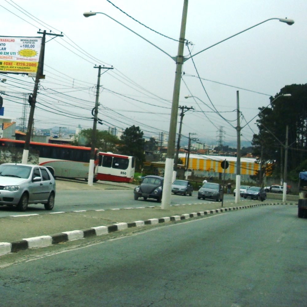 200 AV. PRUDENTE DE MORAES SENT. SUZANO - V. NATAL DIVISA MOGI SUZANO PRÓX. HOSP DAS CLÍNICAS